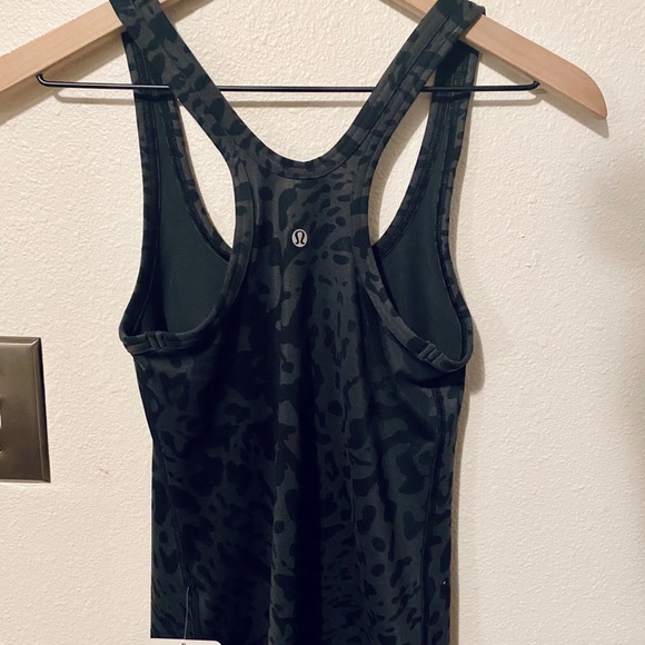 Lululemon Studio Racerback - Picture 4 of 4